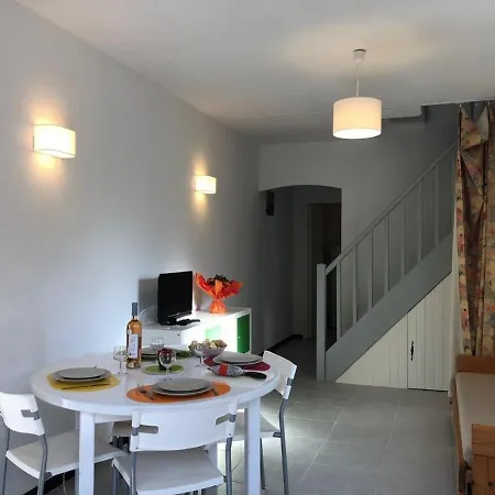 Apartment Mezzanine Avec Jardin Privatif, Parking Et Clim - Saint-raphael - Fr-1-226a-81 Saint-Raphael (Var)