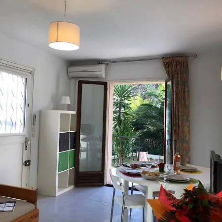 Mezzanine Avec Jardin Privatif, Parking Et Clim - Saint-raphael - Fr-1-226a-81 Saint-Raphael (Var)