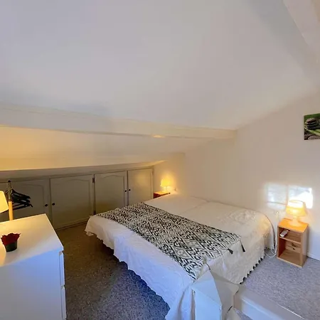 Apartment Mezzanine Avec Jardin Privatif, Parking Et Clim - Saint-raphael - Fr-1-226a-81