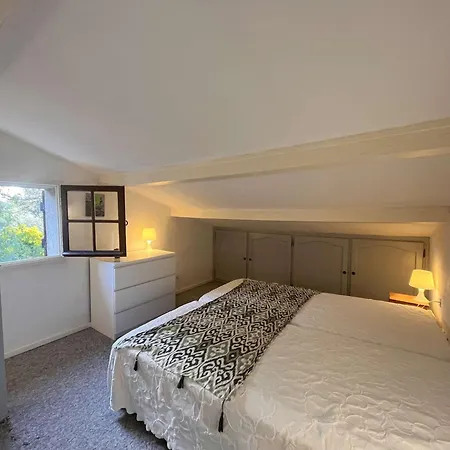 Mezzanine Avec Jardin Privatif, Parking Et Clim - Saint-raphael - Fr-1-226a-81 * Saint-Raphael (Var)